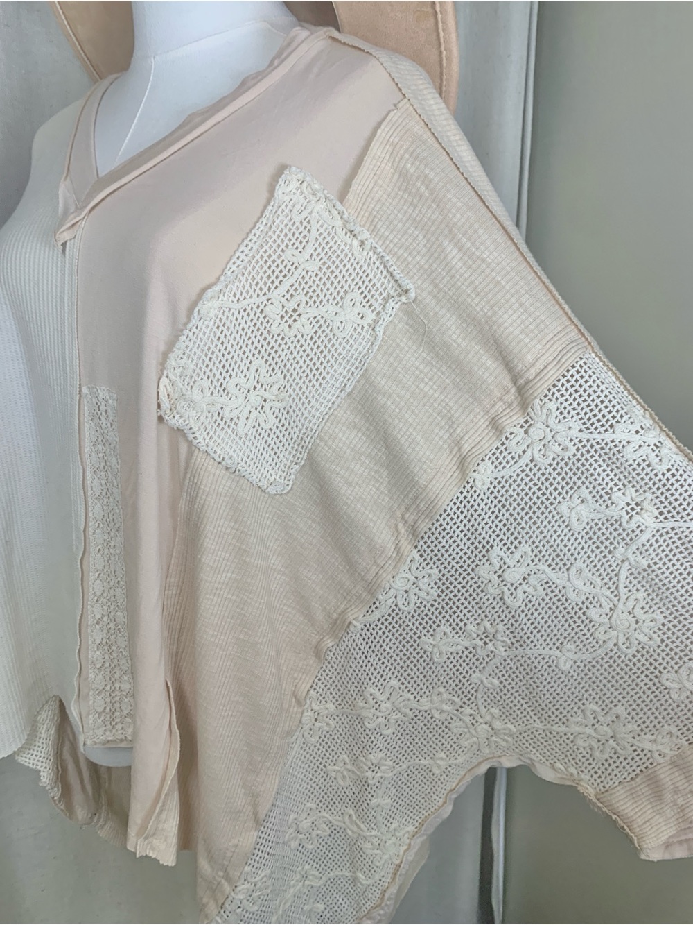 POL Cream Patchwork Lace Boho Tunic L1-19 - Picture 4 of 7